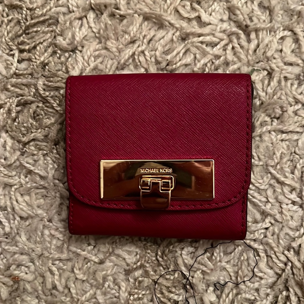 COPY - Micheal Kors wallet
